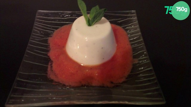 Panna-cotta au chèvre et coulis de tomates à la menthe