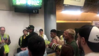 Protestas en El Dorado por cancelación de vuelos internacionales y uno a Medellín de Viva Air