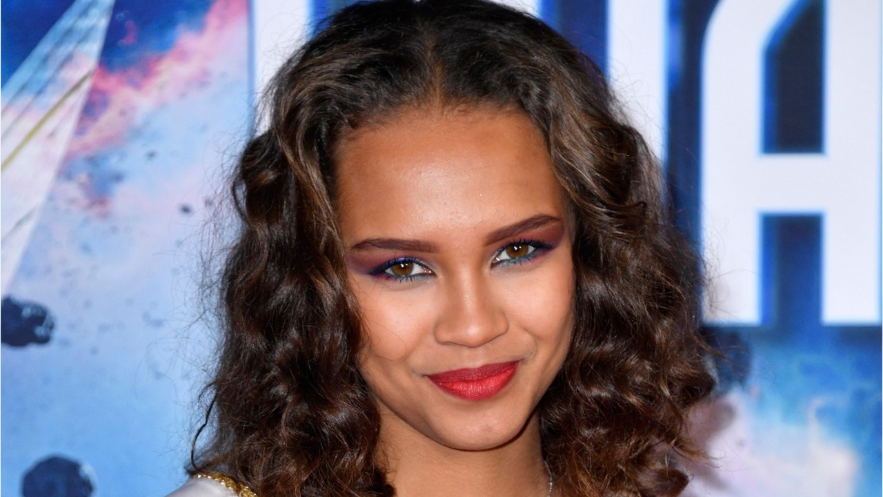 Voici - Indira Ampiot (Miss France 2023) : ce qui l'a le plus troublée depuis le début de son règne