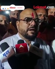 शपथविधी कुणाबरोबर, सत्तेत दुसऱ्या बरोबर