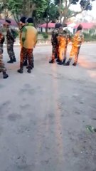 Video herunterladen: ❤️indian army whatsapp status__⚔️indian Army⚔️ #shorts #indianarmy #armystatus #armyshorts