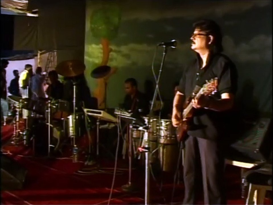 Singer Alka Yagnik & Singer Kumar Sanu  Live Due Singing Romantic Love Song | Kisi Roz Tum Se Mulakaat Hogi ❤❤ Nadeem Saifi TIPS Shah Rukh Khan Mahima Chaudhary Mile Sur Mera Tumhara/मिले सुर मेरा तुम्हारा