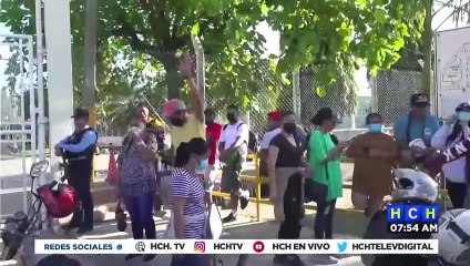 Download Video: ¡Por tercer día! Operarios mantienen tomada maquila cholomeña denunciando despidos y abusos