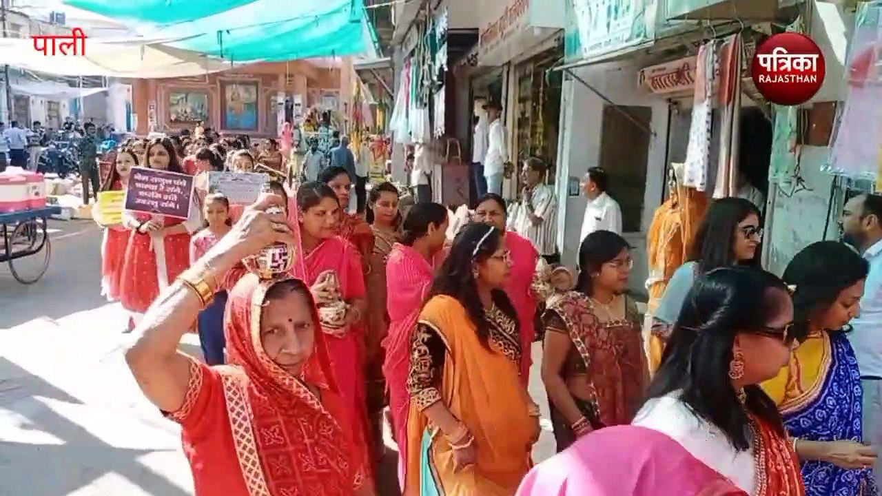 VIDEO : गाजे-बाजे के साथ दीक्षा​र्थियों का निकाला वरघोड़ा, स्वागत में उमड़े शहरवासी