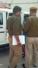 जीजा को मास्टर बनाने परीक्षा केन्द्र पहुंचा, गिरफ्तार