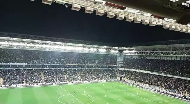 Fenerbahçe- Konyaspor maçında 'Hükümet istifa' sloganları