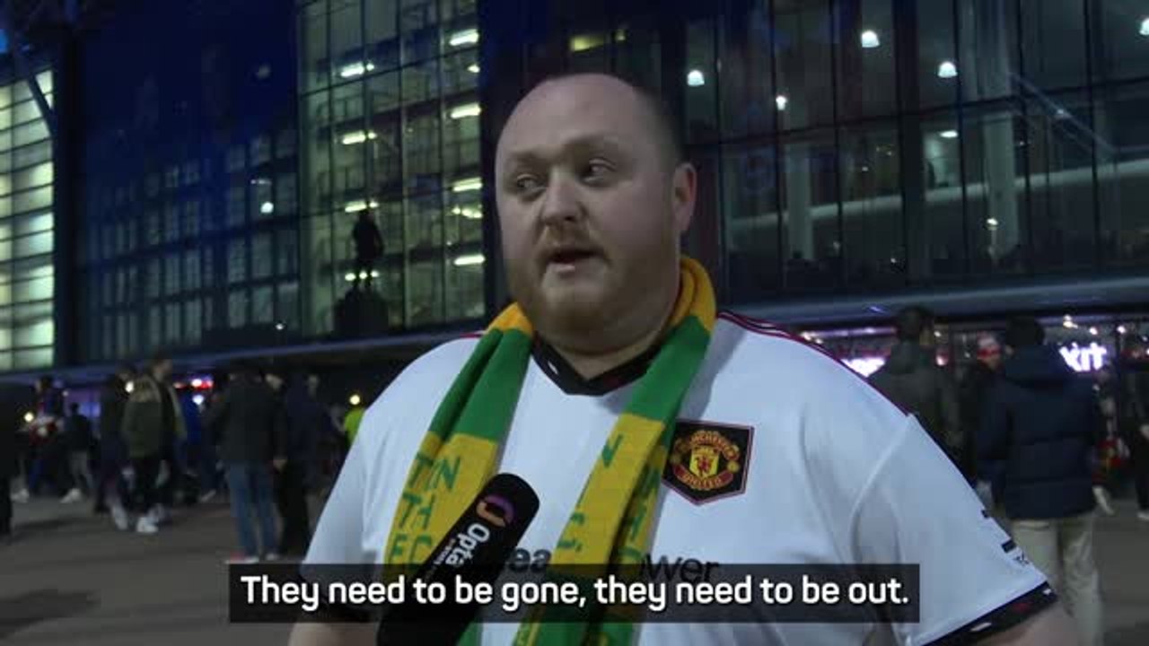 'Glazers out' - but who do Manchester United fans want in?