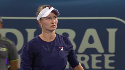 Dubaï - Krejcikova surprend Swiatek et décroche le titre