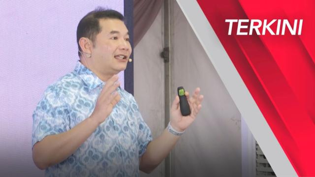 [TERKINI] Majlis Pelancaran Inisiatif Pendapatan Rakyat oleh Menteri Ekonomi