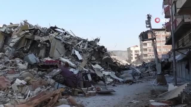 Depremde bir evladını kaybeden anne Çocuğum benden reçel istedi, reçeli ona alamadan onu toprağa verdim