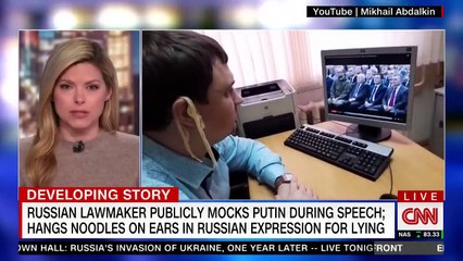 Video shows Russian politician’s ‘daring’ act of defiance against Putin