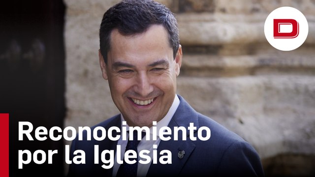 Juanma Moreno, condecorado con la medalla de Hermano Distinguido de su hermandad