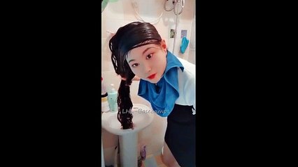 Long Hair Shampooing