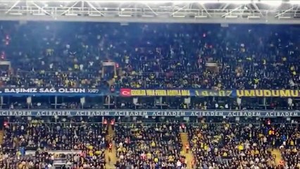Yayıncı kuruluş "hükümet istifa" diye bağıran Fener taraftarının sesini kıstı