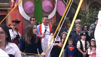 Εντυπωσιακή παρέλαση αρμάτων στο καρναβάλι της Στυλίδας