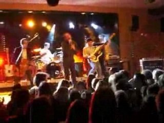 Les Fatals Picards :La sécurité de l'emploi