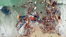 Migranti, la strage di Crotone vista dal drone: le immagini choc dei resti della barca tra le onde
