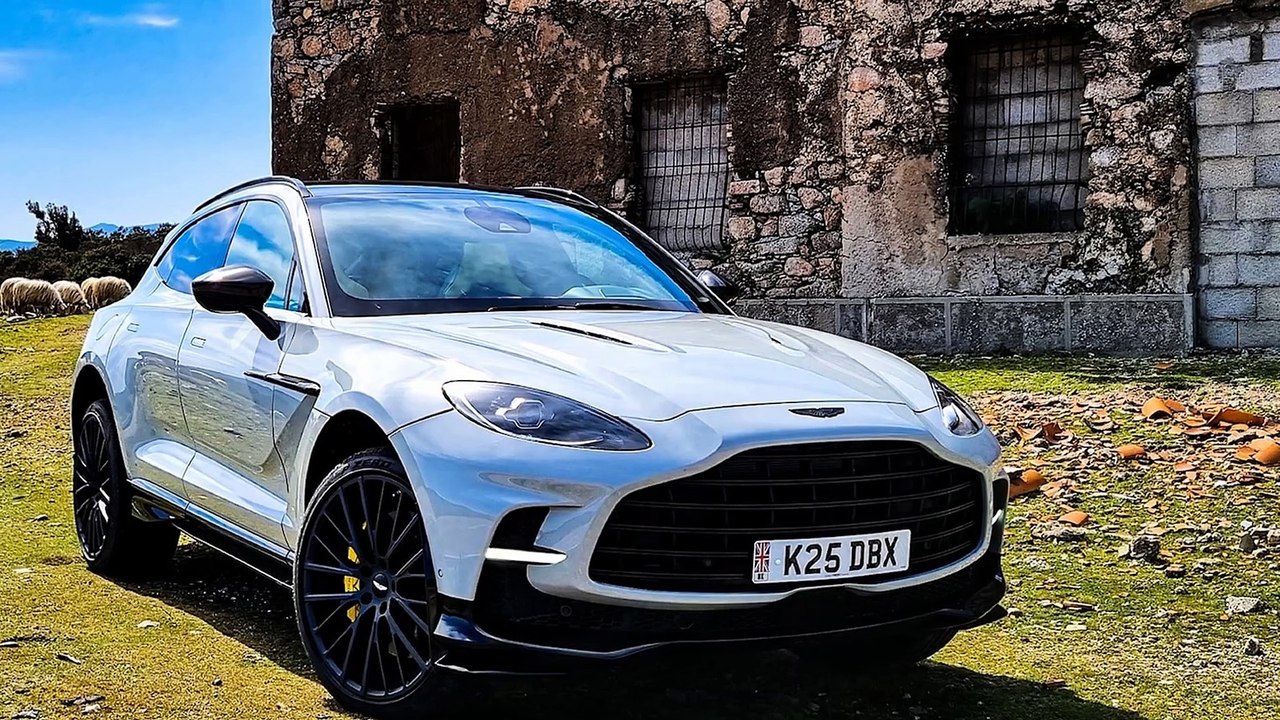 2023 Aston Martin DBX 707 - Cinematic View - Luxury Vehicle - British luxury Vehicles