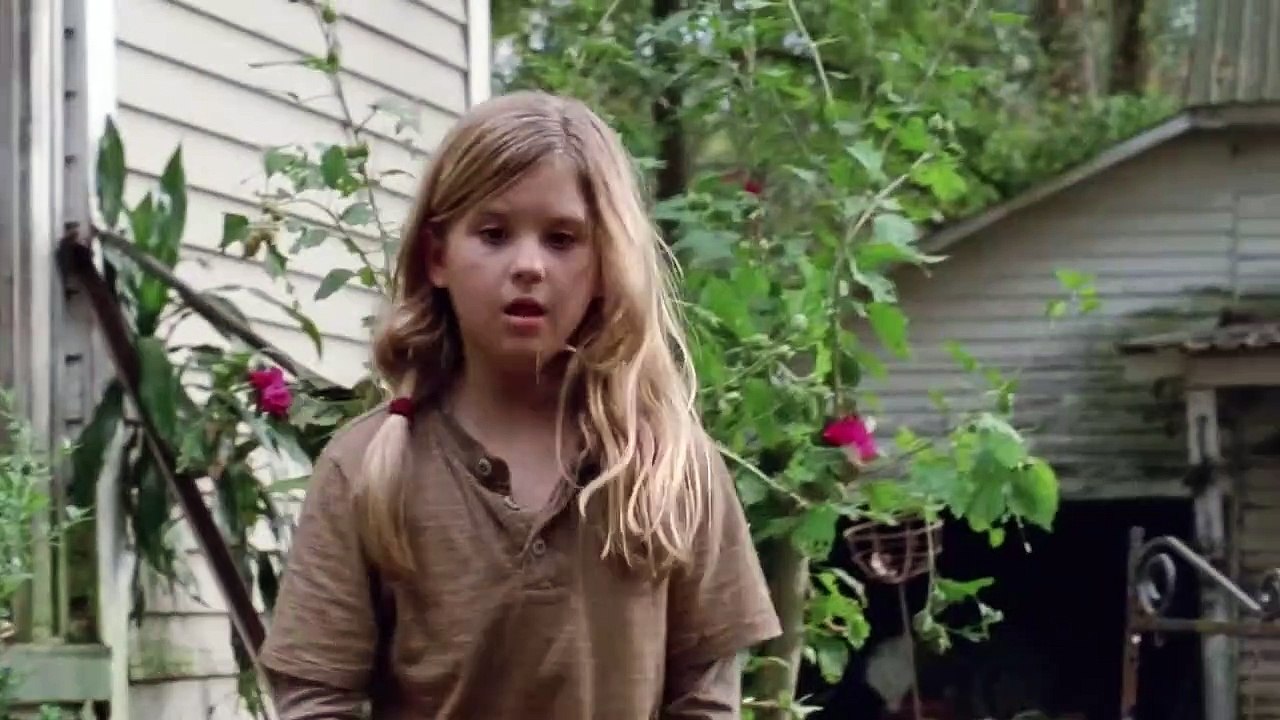 MORE WALKING (AND TALKING) DEAD- PART 2- - A Bad Lip Reading of The Walking Dead Season 4 (2)