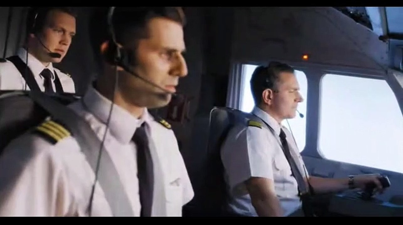 Air Crash Investigations - Free Fall (Qantas Flight 72)