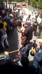 Alcalde Jorge Aldana bailando música de cuerda