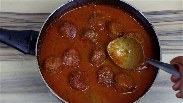 आलू कोप्ता ढाबा स्टाइल बनाने का आसान तरीका | Aloo Kofta Curry Recipe - aloo kofta recipe in hindi