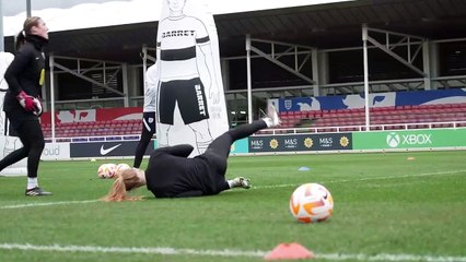 GK's ON FIRE! Ramsey, Earps, MacIver & Roebuck, Pull-Off Stunning Saves and Reactions!