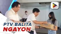 PBBM, pinangunahan ang pamamahagi ng ayuda sa mga benepisyaryo sa Mandaue City