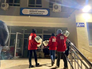 Kızılay'ın afetzedelere sağladığı destek rakamlarla açıklandı