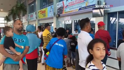 Скачать видео: Cuaca Buruk Tidak Pengaruhi Aktivitas Penerbangan di Bandara Deo Sorong