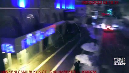 Malatya'da yıkıcı depremlerden yeni görüntüler... Ayakta durmakta zorlandılar!