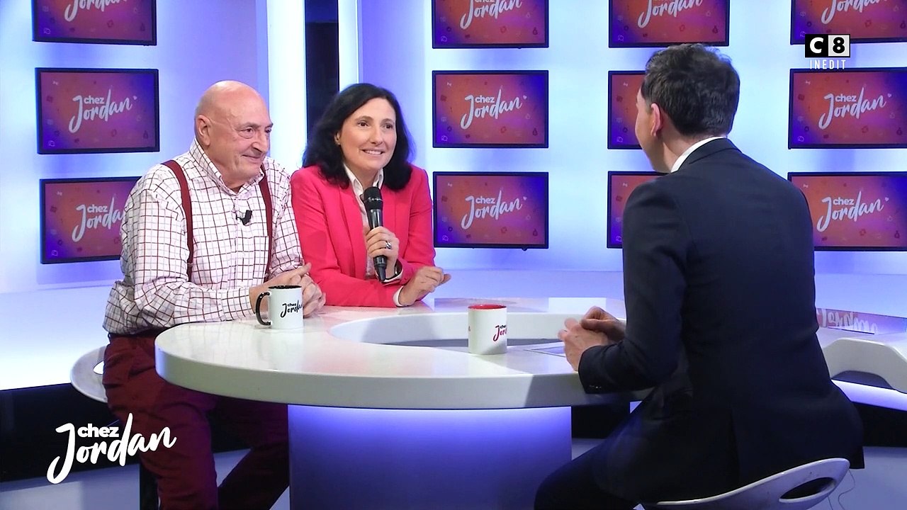 Dans son émission "Chez Jordan", Jordan Deluxe a reçu une ancienne star des "Grosses Têtes" avec sa compagne de 24 ans sa cadette.