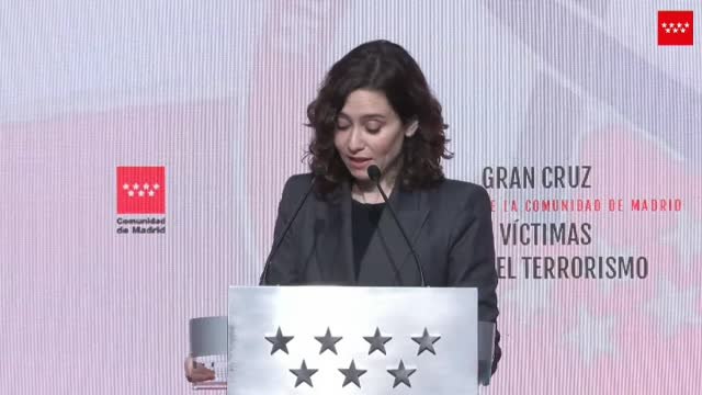Ayuso pide recuperar el valor esencial de las palabras para señalar el mal frente al bien