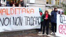 Milano, la protesta al liceo Bottoni dopo l'aggressione squadrista a Firenze