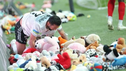 Beşiktaş taraftarının tarih yazdığı anlar dünya basınının manşetinde
