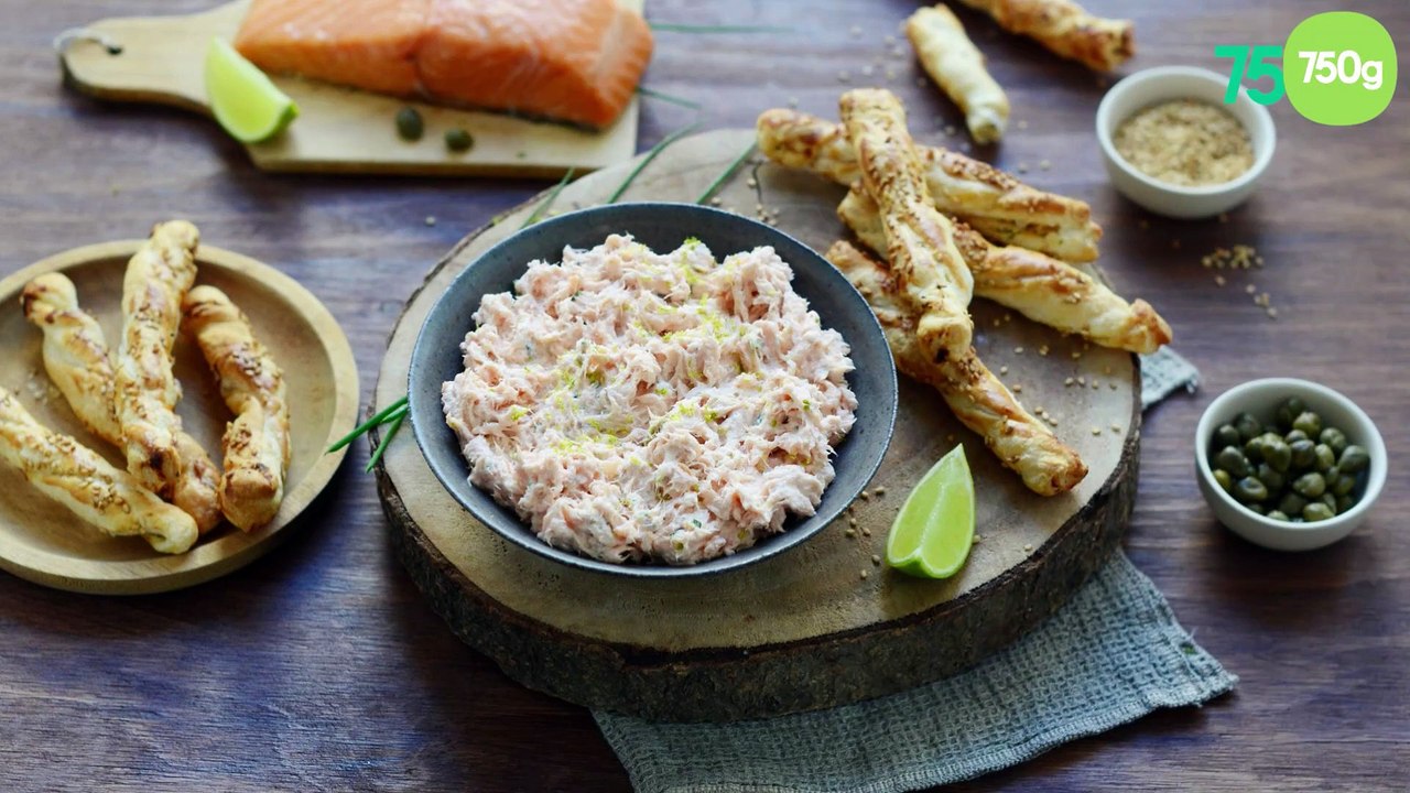 Rillettes de saumon MOWI Traiteur Fumé Nature au mascarpone, câpres et citron vert et feuilletés aux herbes