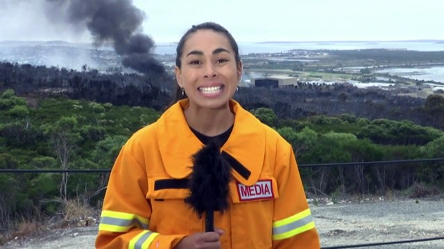 Firefighters battling blaze on SA's Eyre Peninsula