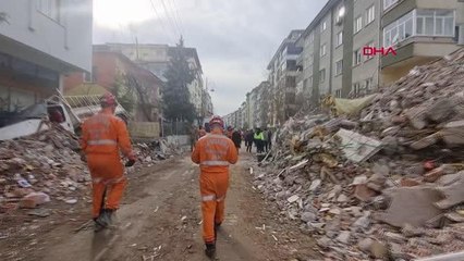 MALATYA'DA 5 FARKLI ADRESTE ARAMA-KURTARMA YAPILIYOR