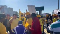 Las calles de SD divididas entre protestas, carnaval y ovaciones para Abinader