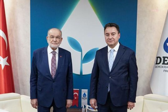 Saadet Partisi Genel Başkanı Karamollaoğlu, Deva Partisi Genel Başkanı Babacan'ı Ziyaret Etti