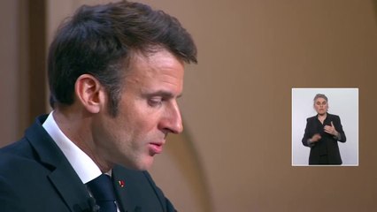 Emmanuel Macron: "La France n'a plus de pré carré en Afrique, elle a des devoirs et des intérêts"