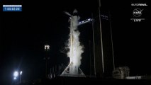 فيديو: قبل إقلاعه بدقائق.. إرجاء إطلاق صاروخ يحمل أربعة رواد بينهم إماراتي إلى الفضاء