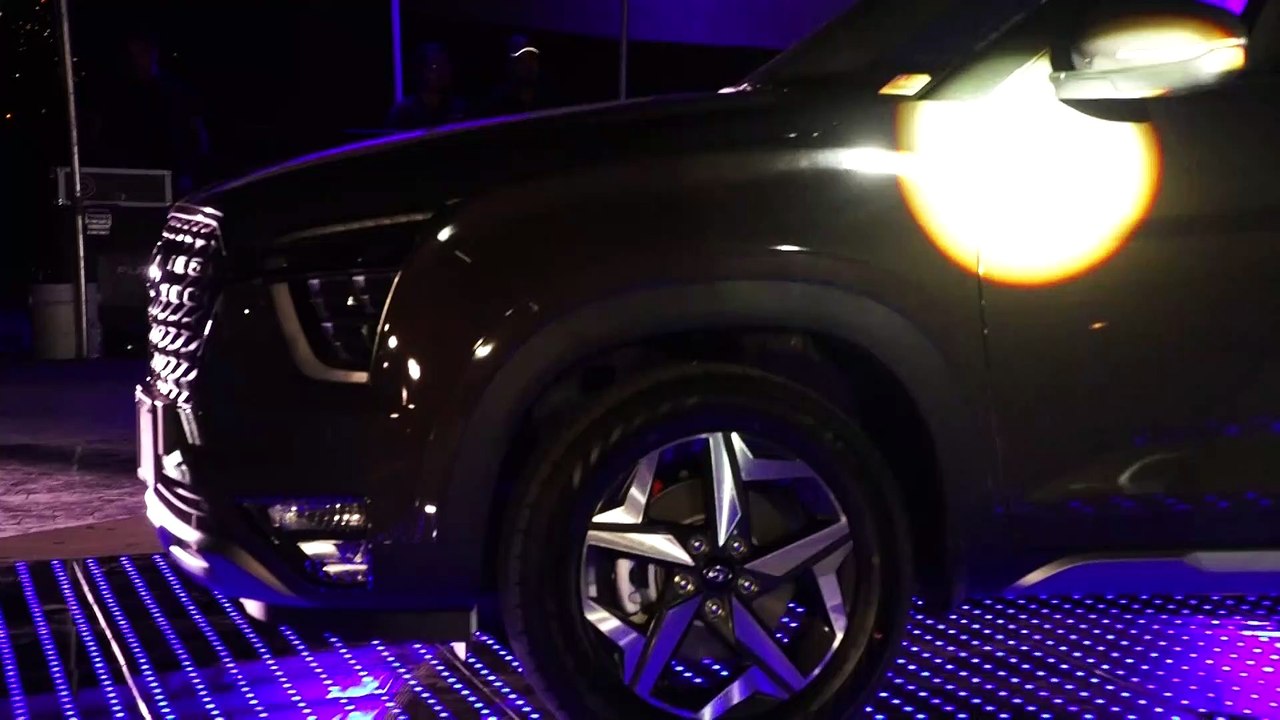 Excel presenta su nueva SUV Hyundai