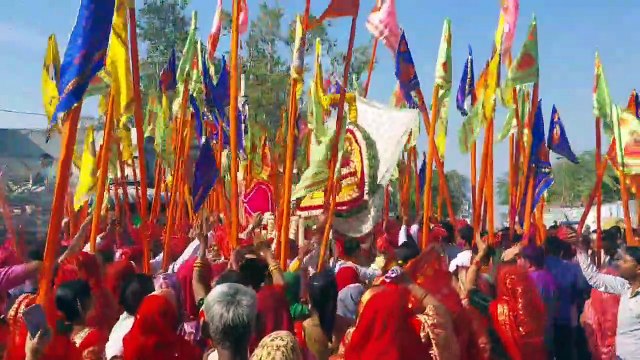 जयकारों संग निकाली खाटू श्याम बाबा की पालकी व निशान यात्रा