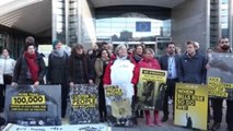 Activistas piden expulsar a industria combustibles fósiles de políticas de UE