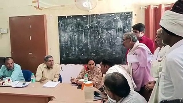 जनसुनवाई में ग्रामीणों ने बताई समस्याएं
