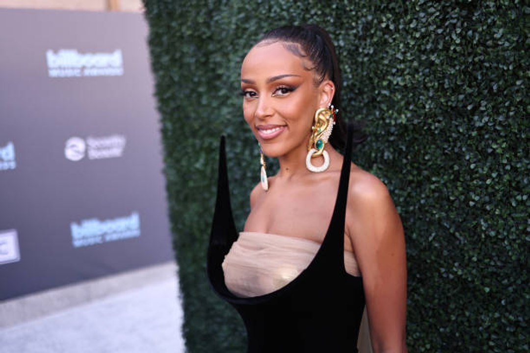 Doja Cat Tacha De "Irrespetuosas" Las Comparaciones Con Britney Spears