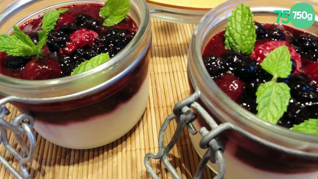 Fromage blanc au coulis de fruits rouges