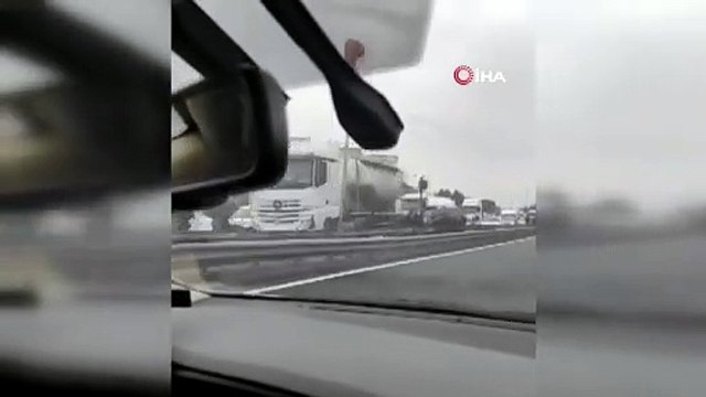 TEM Otoyolu Kocaeli geçişinde zincirleme kaza