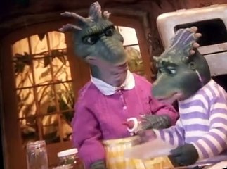 Dinosaurs Dinosaurs S02 E013 What ‘Sexual Harris’ Meant